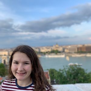 Meet your Posher, Rebecca